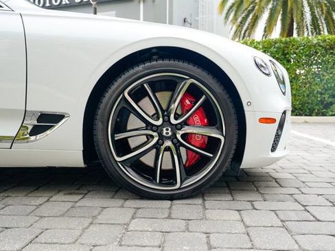 Used 2024 Bentley Continental GT V8 image 34
