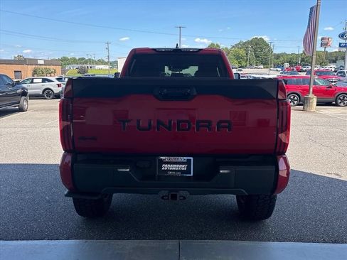 Used 2022 Toyota Tundra SR5 w/ SR5 Premium Package AWD/4WD image 25