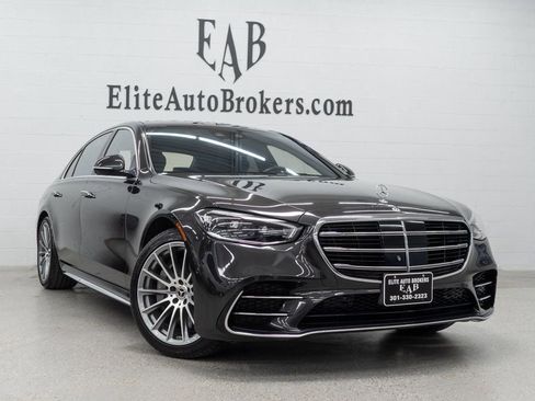 Used 2022 Mercedes-Benz S 500 4MATIC w/ AMG Line Package image 60