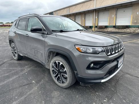 Used 2022 Jeep Compass Limited AWD/4WD image 4