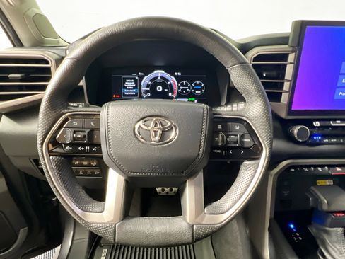 Used 2023 Toyota Sequoia Limited w/ TRD Off-Road Package AWD/4WD image 17