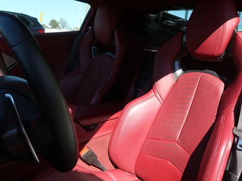 Used 2021 Chevrolet Corvette Stingray Premium Cpe w/ Battery Protection Package RWD image 20