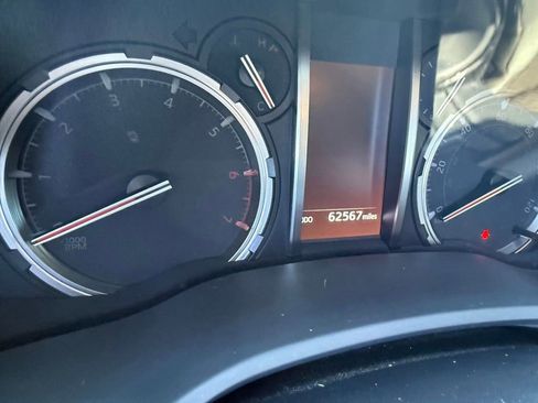 Used 2020 Toyota 4Runner TRD Off-Road AWD/4WD image 18