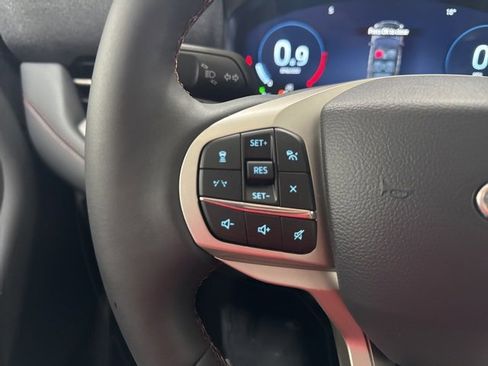 New 2026 Ford Explorer Active w/ Active Comfort Package image 28