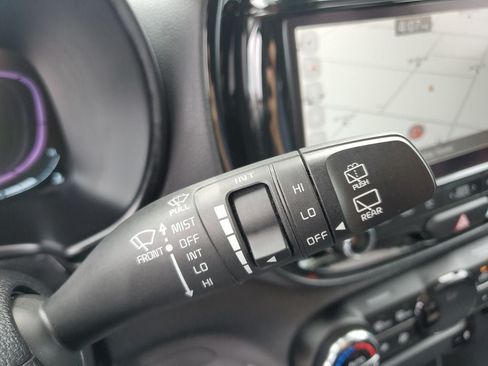 Used 2024 Kia Soul EX FWD image 26