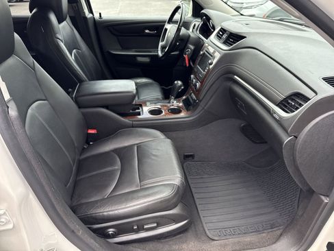 Used 2014 Chevrolet Traverse LT FWD image 34