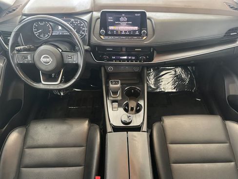 Used 2021 Nissan Rogue SV w/ Premium Package AWD/4WD image 3