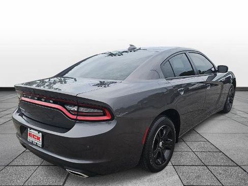 Used 2023 Dodge Charger SXT RWD image 5