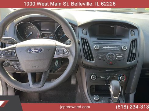Used 2017 Ford Focus SE FWD image 13