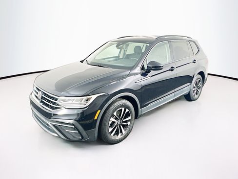 Used 2024 Volkswagen Tiguan S FWD image 3