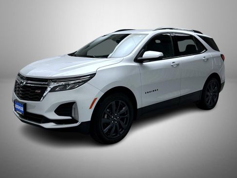 Used 2022 Chevrolet Equinox RS w/ Infotainment Package image 1