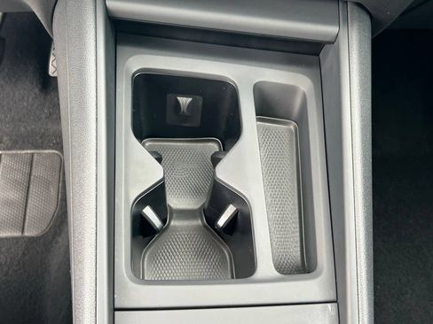 Certified 2026 Volkswagen Tiguan S FWD image 30