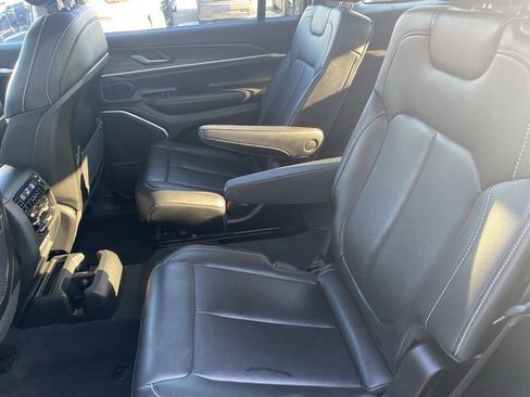 Used 2023 Jeep Grand Cherokee L Limited w/ Trailer Tow Group (B) image 16