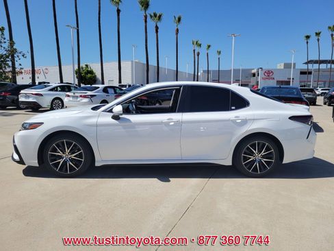 Certified 2024 Toyota Camry SE w/ Blackout Package (TMS) FWD image 7