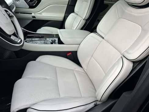 New 2026 Lincoln Aviator Black Label w/ Jet Appearance Package AWD/4WD image 23