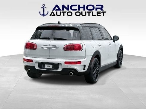 Used 2019 MINI Cooper Clubman S w/ Storage Package image 8