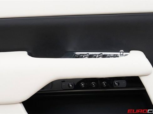 Used 2018 Rolls-Royce Dawn image 25