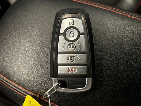 Used 2023 Ford Escape ST-Line AWD/4WD image 15