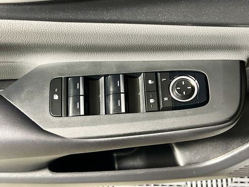 Used 2024 Toyota Prius Limited w/ Limited Premium Package FWD image 16