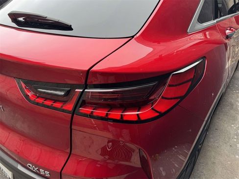 Used 2023 INFINITI QX55 Essential image 10