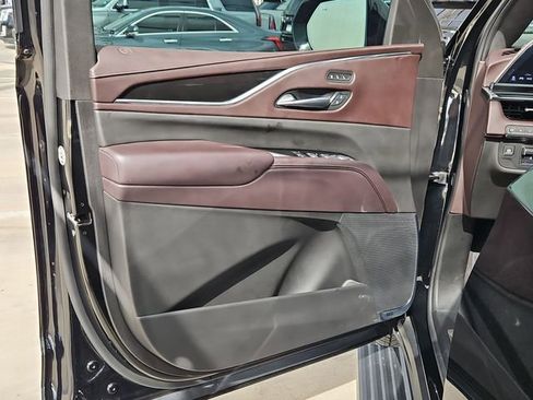 Certified 2024 Cadillac Escalade Sport Platinum image 22