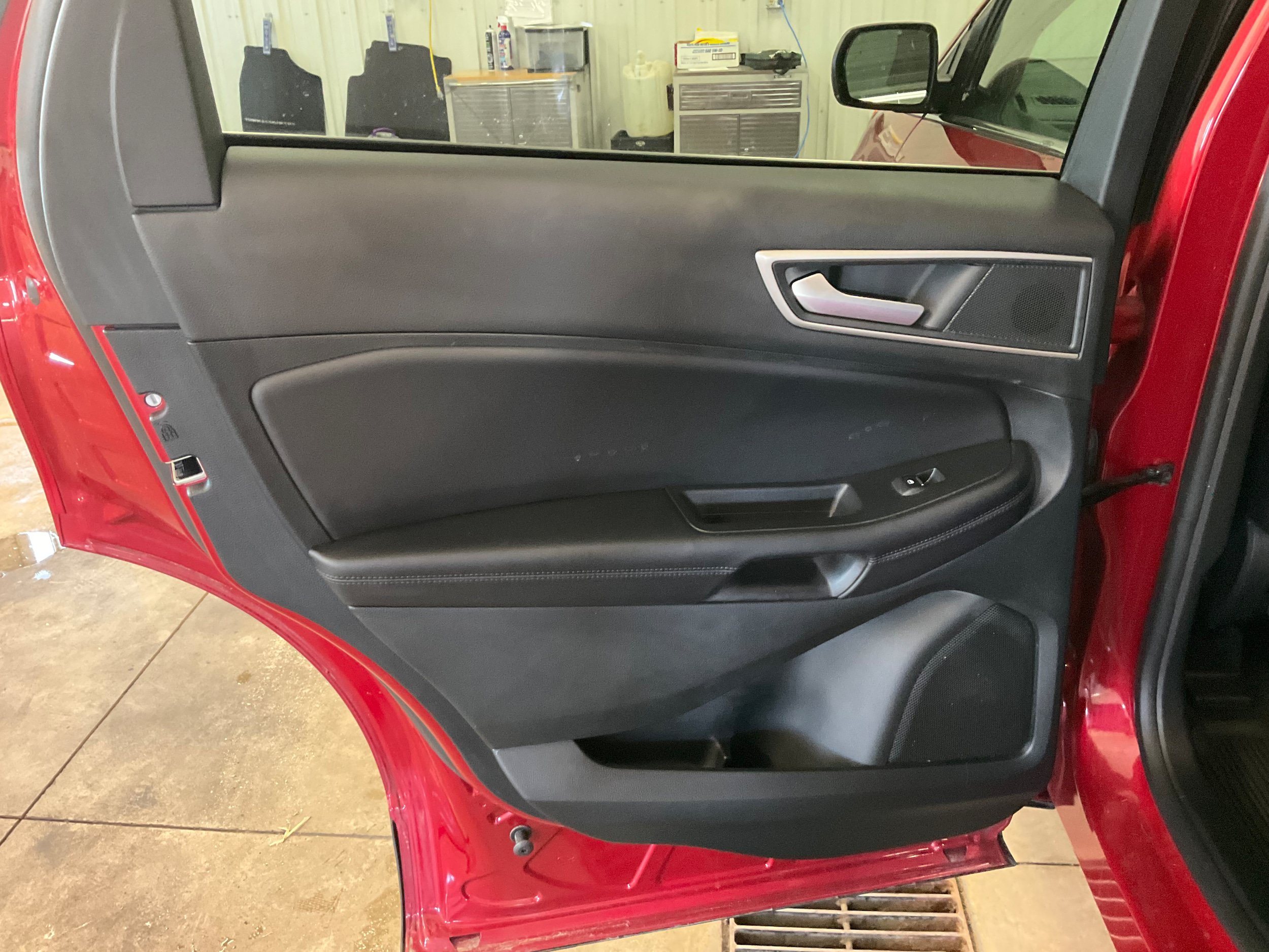 Used 2024 Ford Edge SEL w/ Convenience Package AWD/4WD image 18