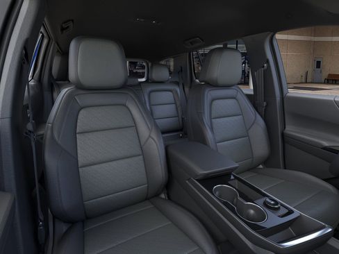 New 2026 Chevrolet Equinox LT w/ Convenience Package II image 16