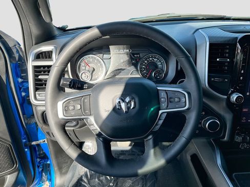 Used 2025 RAM 1500 Big Horn AWD/4WD image 11