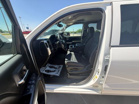 Used 2018 Chevrolet Silverado 1500 LT w/ Texas Edition image 11