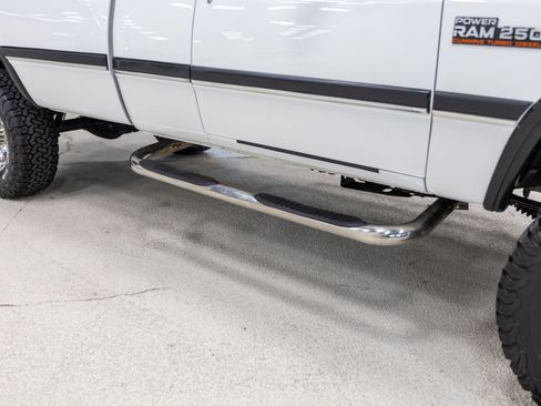 Used 1992 Dodge D/W Truck 250 AWD/4WD image 26