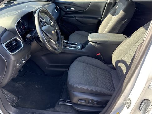 Used 2024 Chevrolet Equinox LT image 10