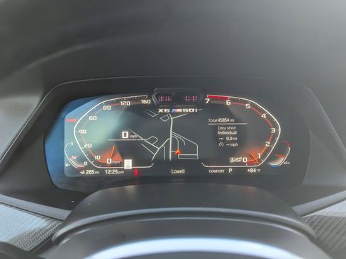 Used 2023 BMW X6 M50i w/ Executive Package image 19