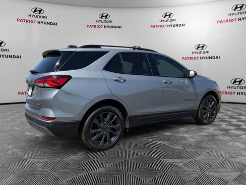 Used 2023 Chevrolet Equinox RS FWD image 3