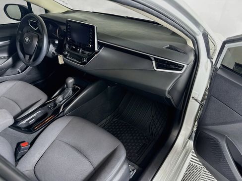 Certified 2021 Toyota Corolla LE w/ Carpet Mat Package (TMS) FWD image 27