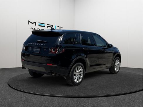 Used 2019 Land Rover Discovery Sport SE AWD/4WD image 9
