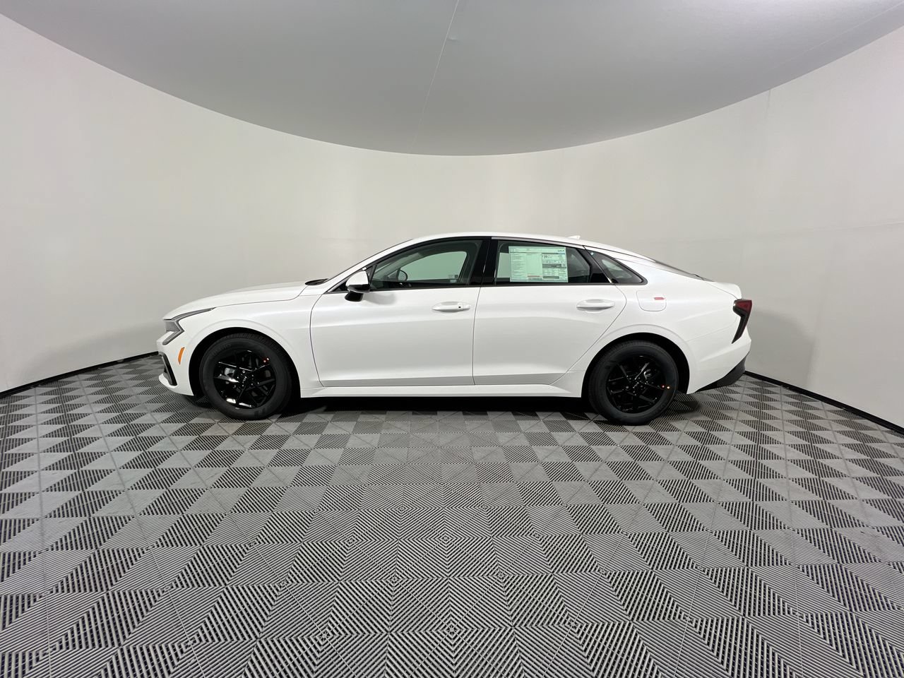 New 2026 Kia K5 LXS FWD image 7