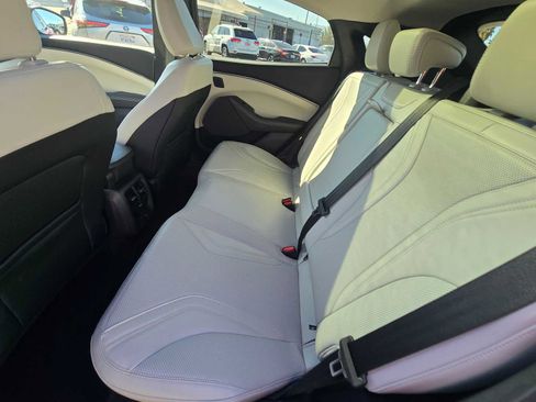 Used 2023 Ford Mustang Mach-E Premium image 20