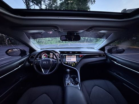 Used 2020 Toyota Camry LE w/ Sunroof Package FWD image 26