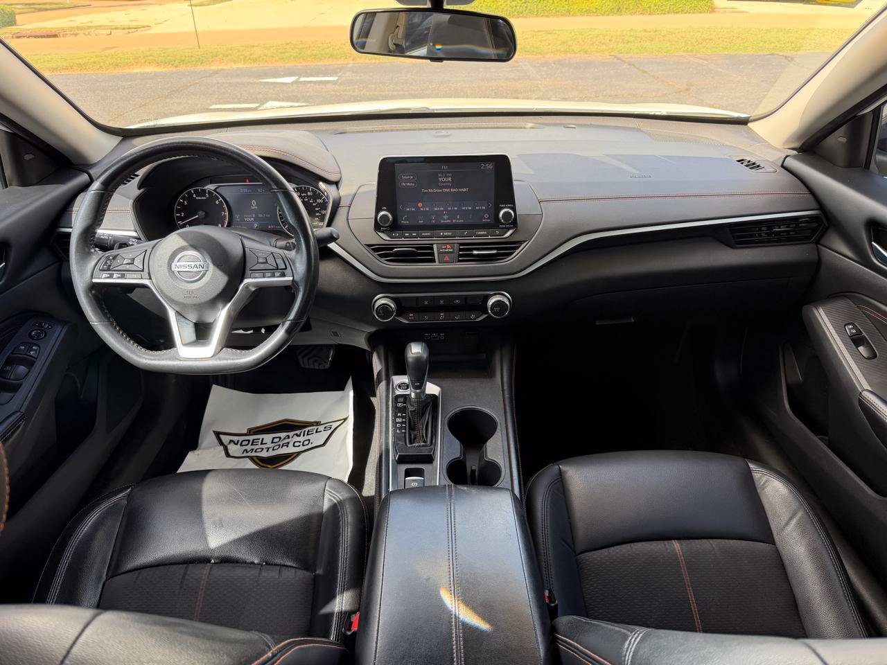 Used 2022 Nissan Altima 2.5 SR AWD/4WD image 6