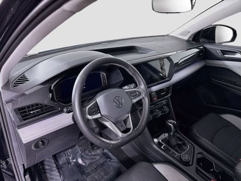 Certified 2023 Volkswagen Taos SEL AWD/4WD image 9