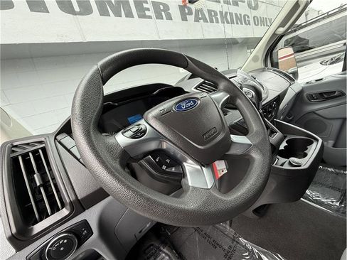Used 2019 Ford Transit 150 XLT RWD image 8
