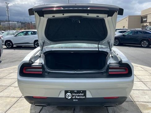 Used 2023 Dodge Challenger SXT RWD image 10