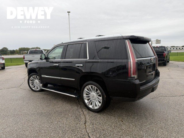 Used 2017 Cadillac Escalade Platinum AWD/4WD image 6