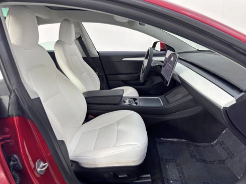 Used 2022 Tesla Model 3 Long Range image 16