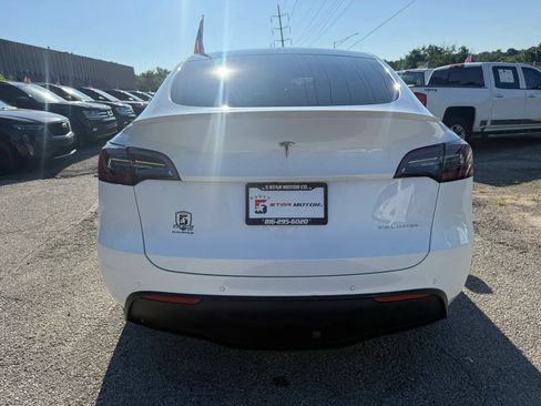 Used 2020 Tesla Model Y Long Range AWD/4WD image 5