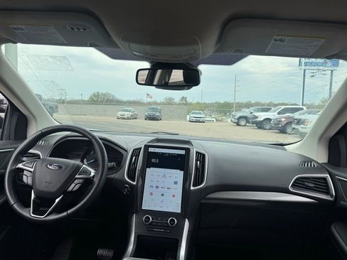 Certified 2023 Ford Edge SEL w/ Convenience Package image 10