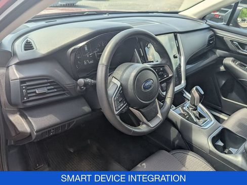 Used 2025 Subaru Outback Premium AWD/4WD image 13
