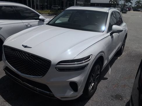 Used 2025 Genesis GV70 2.5T w/ Select Package AWD/4WD image 1