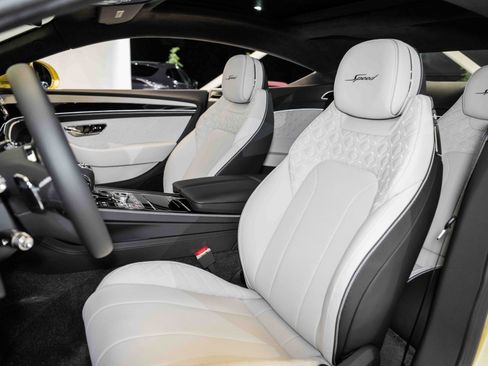 Used 2024 Bentley Continental GT Speed image 17