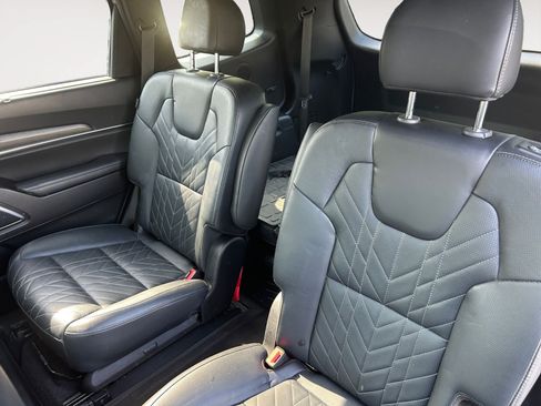 Used 2024 Kia Telluride SX Prestige X-Line AWD/4WD image 13
